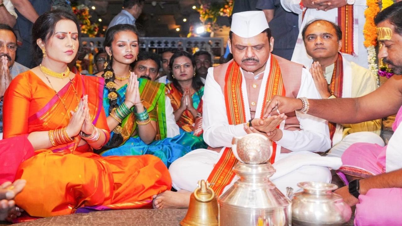 CM Devendra Fadnavis, Deputy CM Shinde take part in Ashadhi Ekadashi rituals