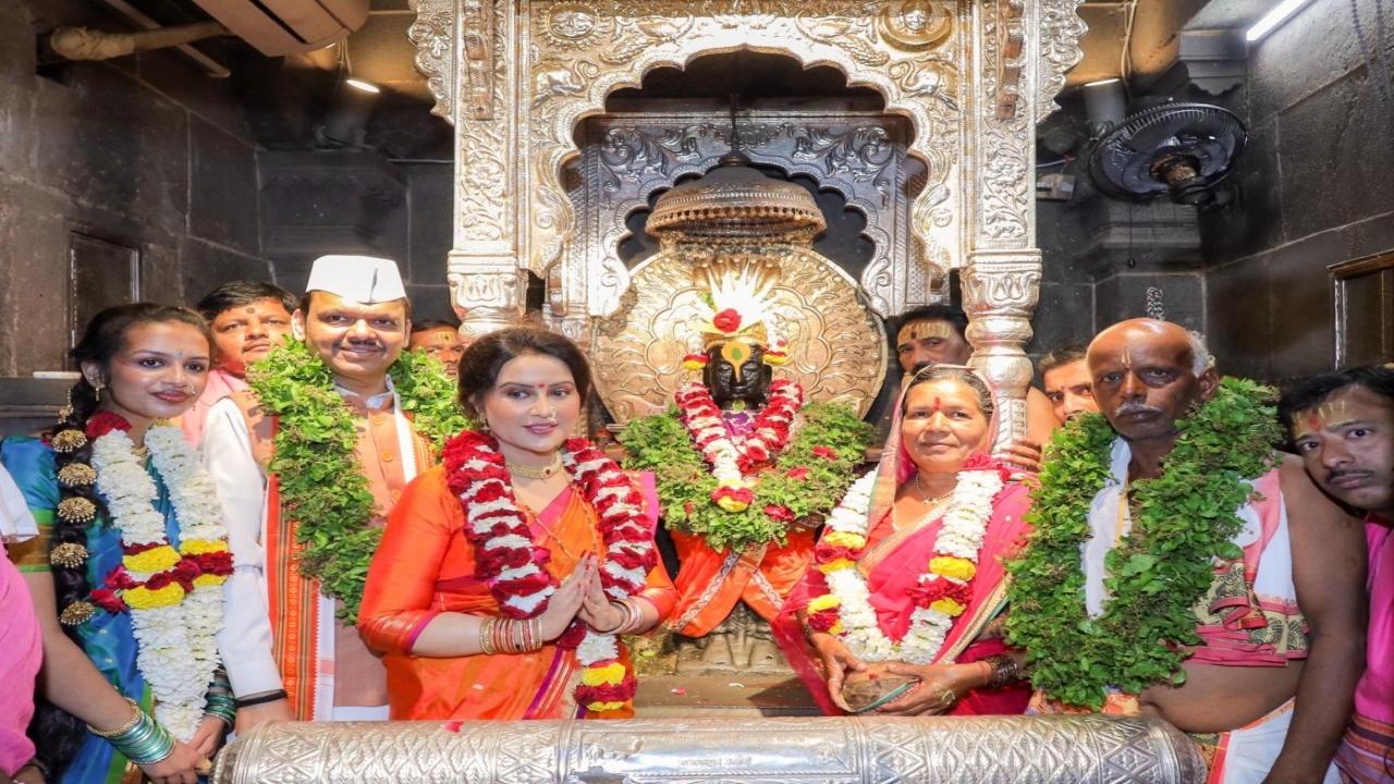 Highlighting the scale of this year's pilgrimage, the chief minister said the 'wari' tradition continues to grow every year. 