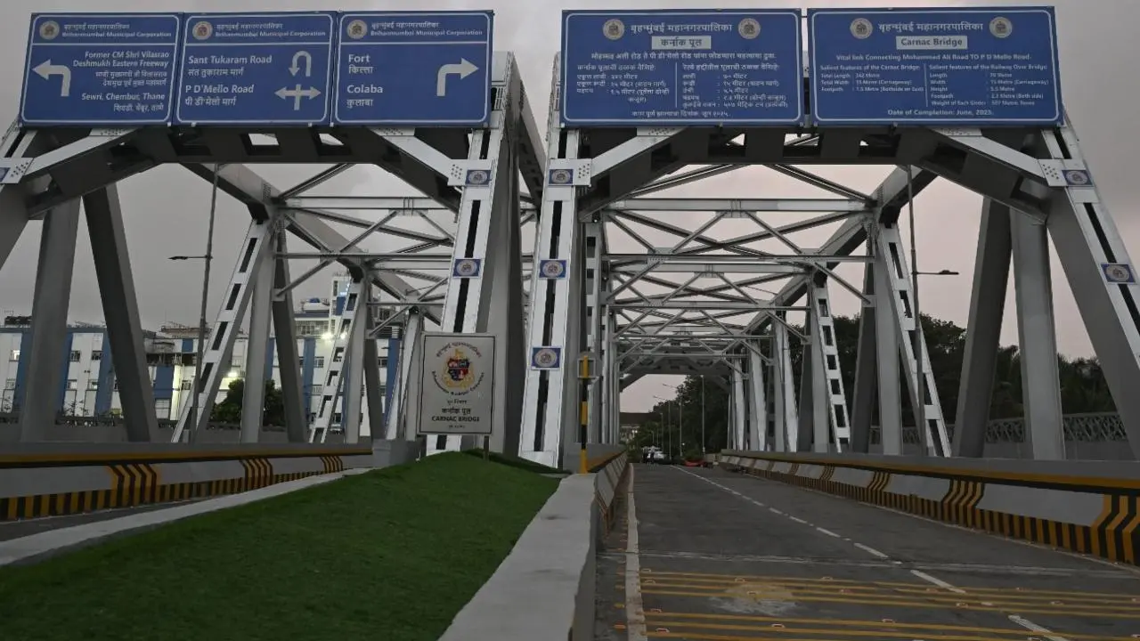 In Photos: First glimpse of Sindoor flyover, earlier known as Carnac Bridge