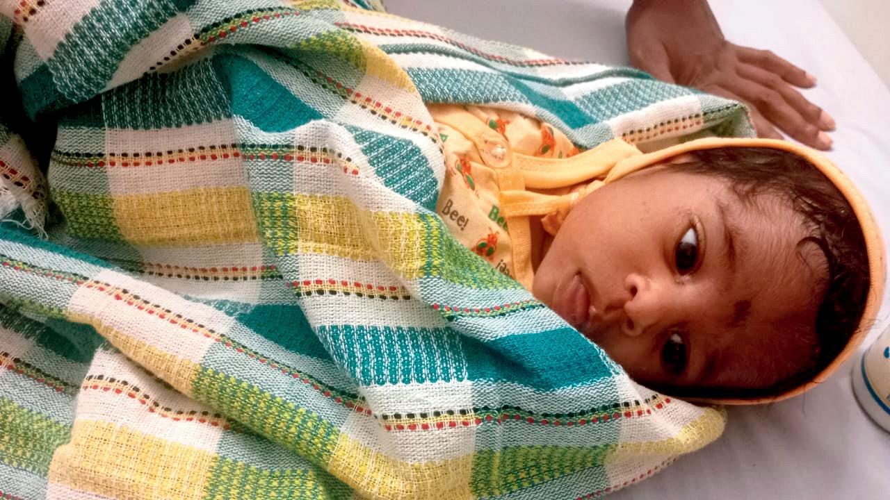 Newborn found dumped in sack near Nalasopara bridge in Mumbai