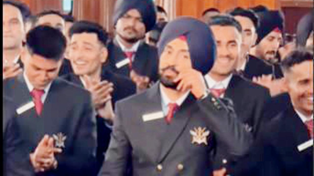Border 2 cast grooves to Anu Malik's beats at NDA in Pune