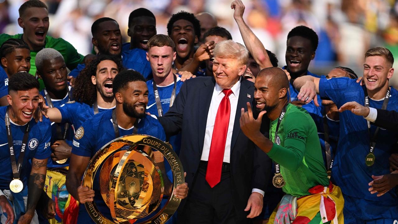 Trump and first lady Melania Trump were greeted with cheers as they arrived at MetLife Stadium just ahead of the pre-match performance by musical artists Robbie Williams and Laura Pausini. And the president got a smattering of boos when he was briefly shown on the stadium's mega-screen