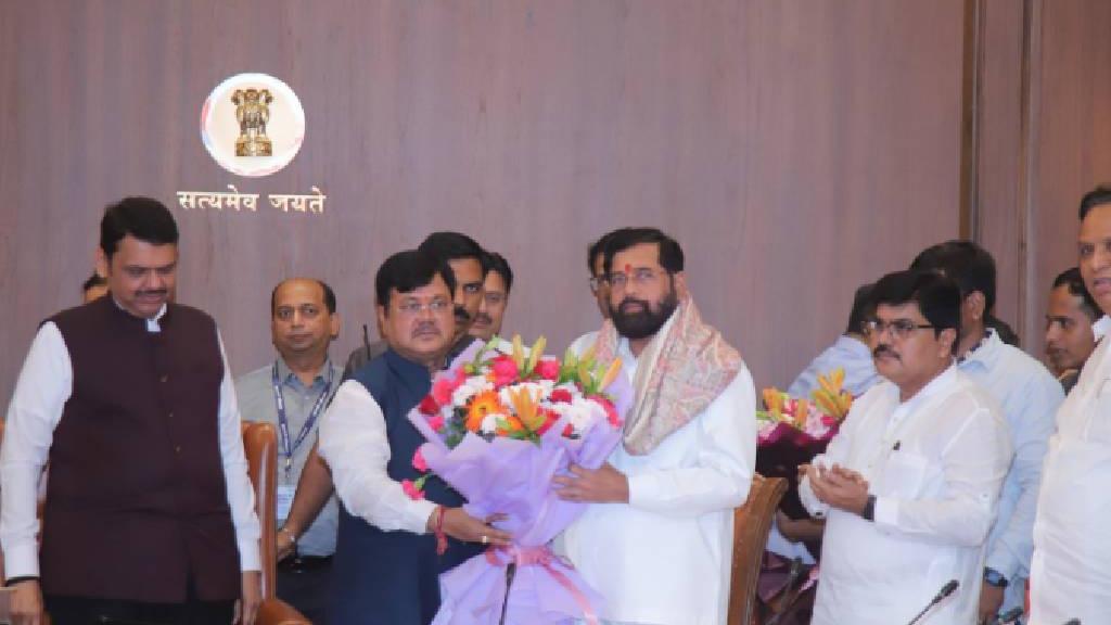 Legislative Council Chairman Prof Ram Shinde, Legislative Assembly Speaker Adv Rahul Narwekar, DCM Eknath Shinde, BJP State President MLA Ravindra Chavan, Minister Mangal Prabhat Lodha, Minister Ashish Shelar, Minister Babasaheb Patil, MoS Pankaj Bhoyar, MLC Pravin Darekar and senior officials were present at the meeting