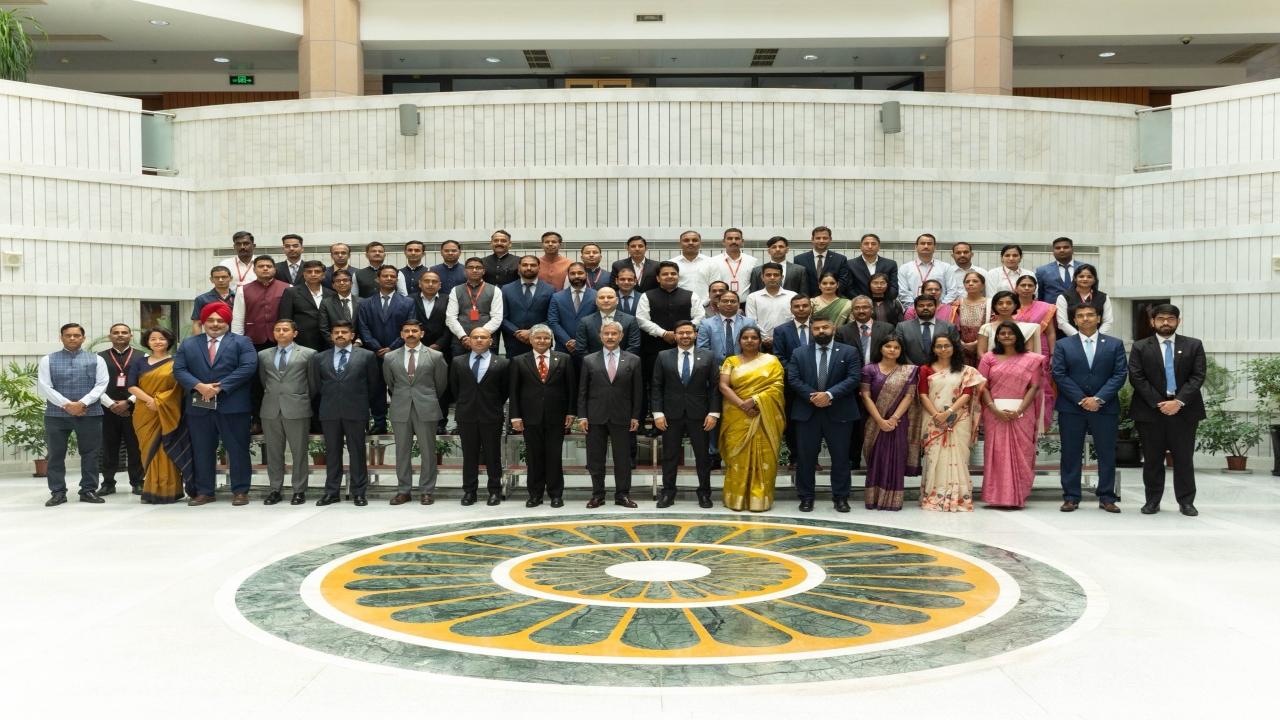 At the embassy, he interacted with the Indian diplomats in China