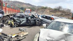 One killed, 18 hurt after truck rams into 22 vehicles on Mumbai-Pune Expressway