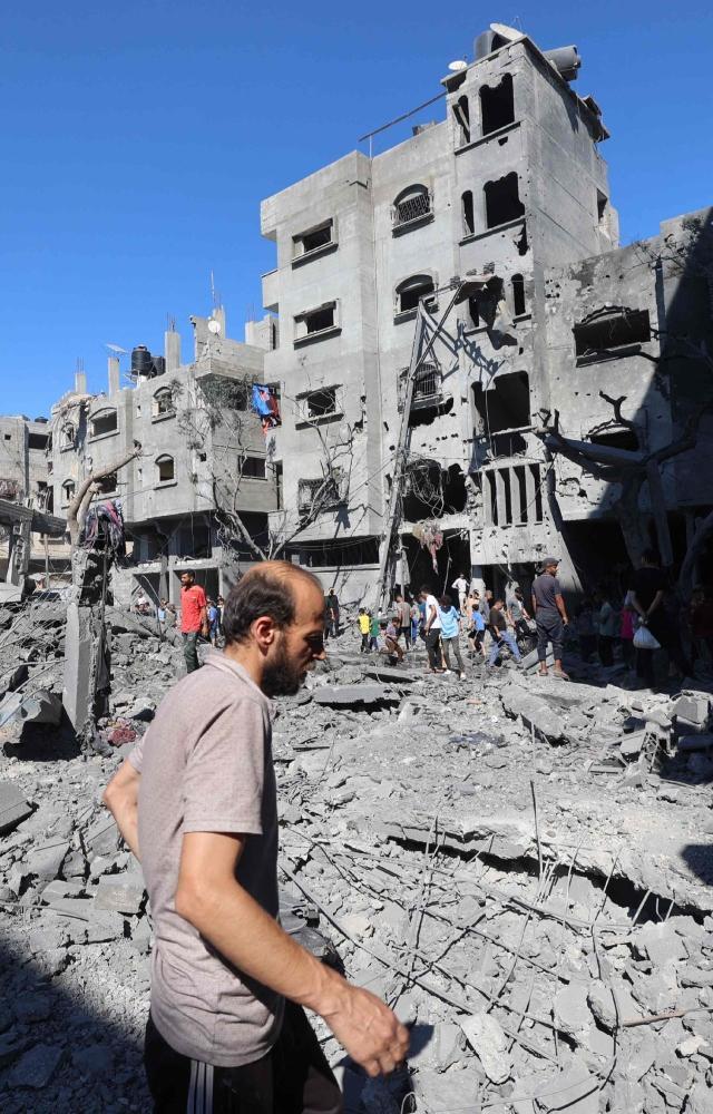 Israeli strikes kill 15 in Gaza