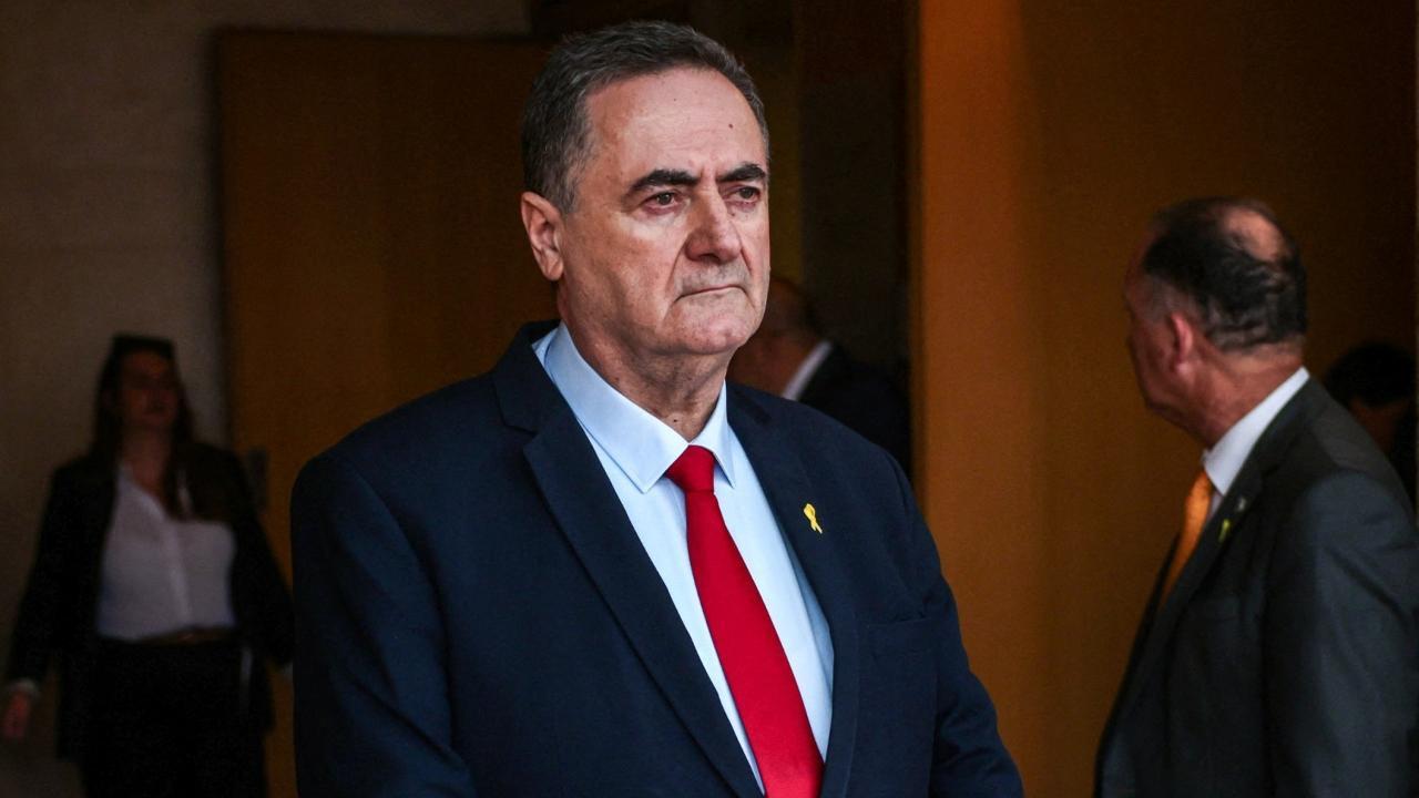 Israel Defence Minister calls attack on Syrian tanks 'clear warning' to regime