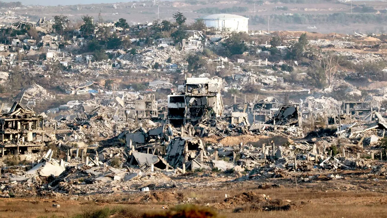 Israeli soldier held for passing info to Iran; top Hamas commander killed
