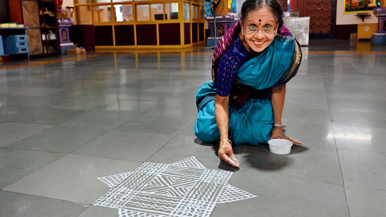 A quiet ritual, a forgotten life: How some Tamil Mumbaikars are keeping the traditional art of making kolams alive