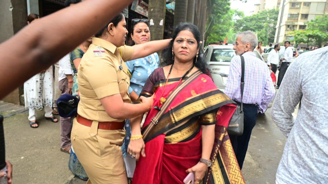 Several women and workers of the MNS and Shiv Sena (UBT) walked together, united by the Marathi cause