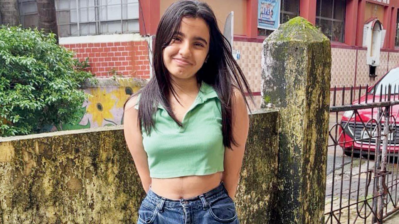 Mahi Trivedi sports her preferred first-day college attire of a cropped top and high-waisted jeans