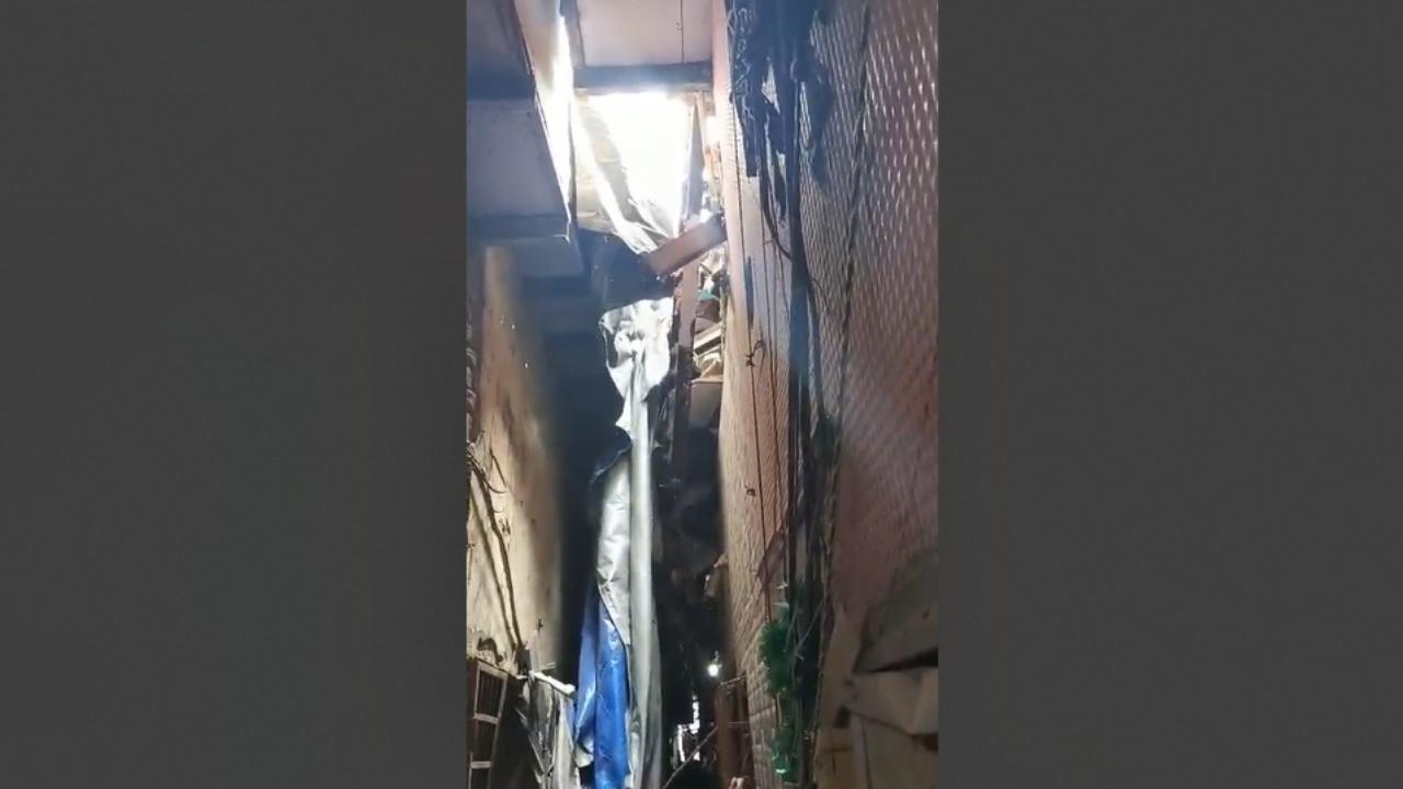 Mumbai LIVE: Building collapses in Malwani, 10 injured