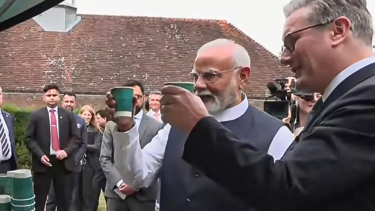During the visit, Prime Minister Modi also shared a light moment with his British counterpart Keir Starmer over tea at Chequers, the country residence of the UK Prime Minister.