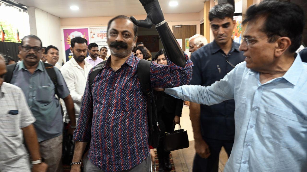 He also urged Fadnavis to form a dedicated team of investigators and legal experts to address the deficiencies identified in the previous probe into the train bombings