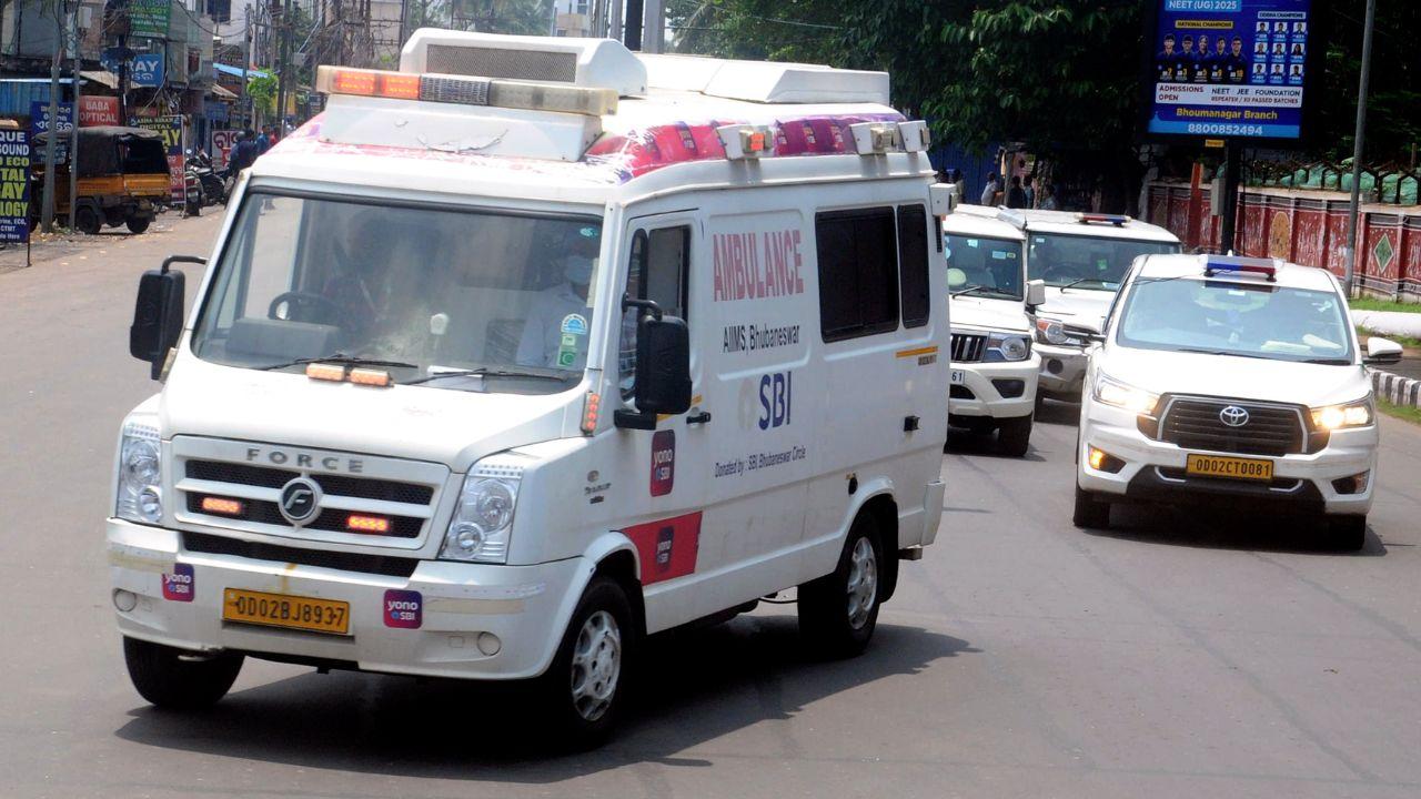 Teenage girl airlifted to Delhi after arson attack in Odisha's Puri 