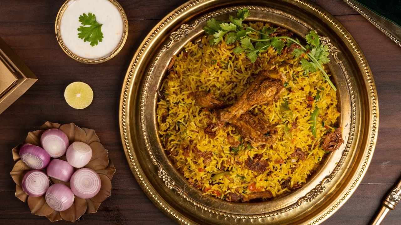 Royal flavours If you are looking to enjoy a royal feast, then head to Persian Darbar, where the monsoon menu will make you relish regional flavours.
Starting with a mutton or chicken shorba before you dive into delectable Mutton Galotti Kebab, followed by your choice of Chicken or Mutton Biryani, Persian Korma, paired with Saffron Rice, Pulao, or Pilaf. 
Follow it up by relishing Taftan Roti and delicate Rumali Roti with some kebabs, but not without the Mutton Tabak Mash or the hearty Murgh Tabak Soup.
Where: Persian Darbar in Bandra, Andheri and Kurla Time: 11 am - 1 amCall: +91 9892957741 (Bandra), +91 87799 1652 (Andheri) | +91 98928 77653 (Kurla)