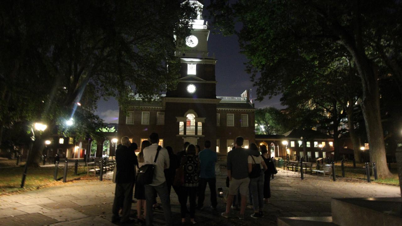 Haunted sitesDiscover the secrets hidden in the shadows of America’s most historic and most haunted city. Join the original Ghost Tour of Philadelphia for a candlelight walking tour along the back streets and secret gardens of Independence Park, Society Hill, and Old City, where ghostly spirits, haunted houses, and eerie graveyards lurk in the night. Experience history brought back to life with a costumed tour guide spinning tales of mystery and intrigue. Hear seldom-told tales about the city’s historic sites, such as Independence Hall, Washington Square, Powel House, City Tavern, and more. For over 20 years, the Ghost Tour of Philadelphia has been Philly’s most unusual and most popular evening activity