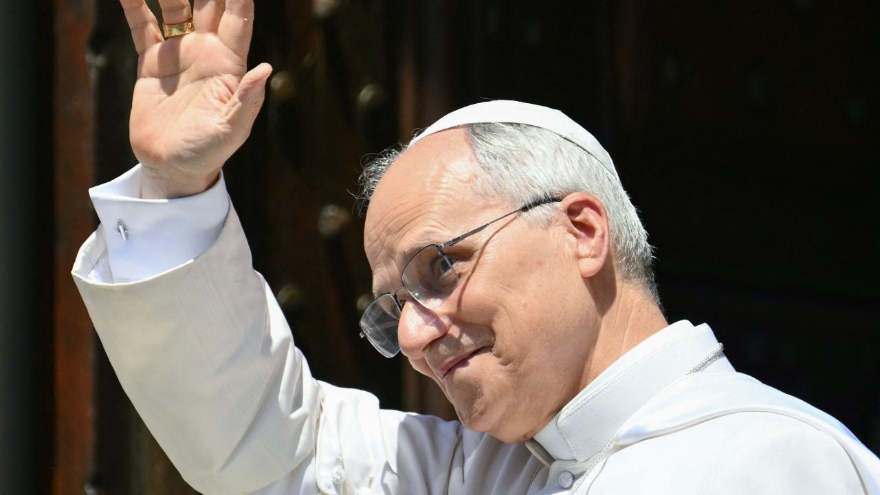 Pope Leo then blessed the astronaut, his family and his collaborators. There are a few precedents of papal calls to 