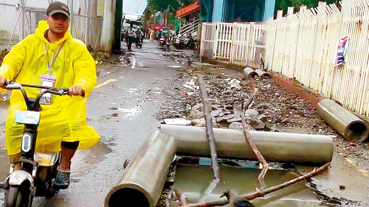 The area outside Prabhadevi station that has been witnessing waterlogging during the monsoon season for the past six years. Pics/By Special Arrangement