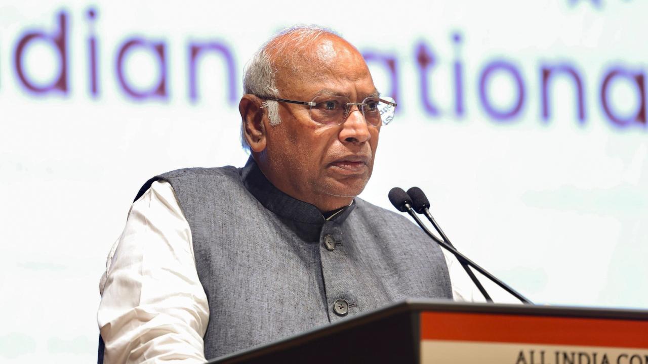 Congress General Secretary Ghulam Ahmad Mir emphasised that there has been a dual power centre in Jammu and Kashmir, and the common man of the region is facing the brunt of its imbalance