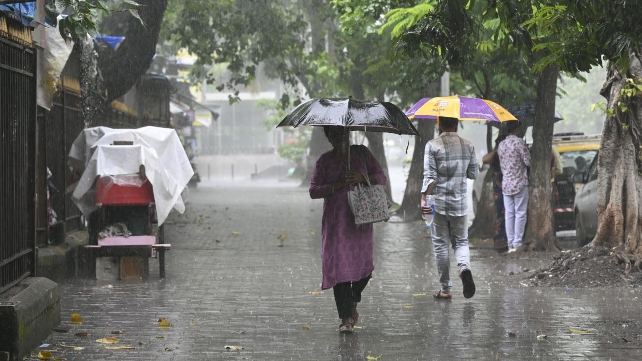 IN PHOTOS: Heavy rains lash parts of south Mumbai