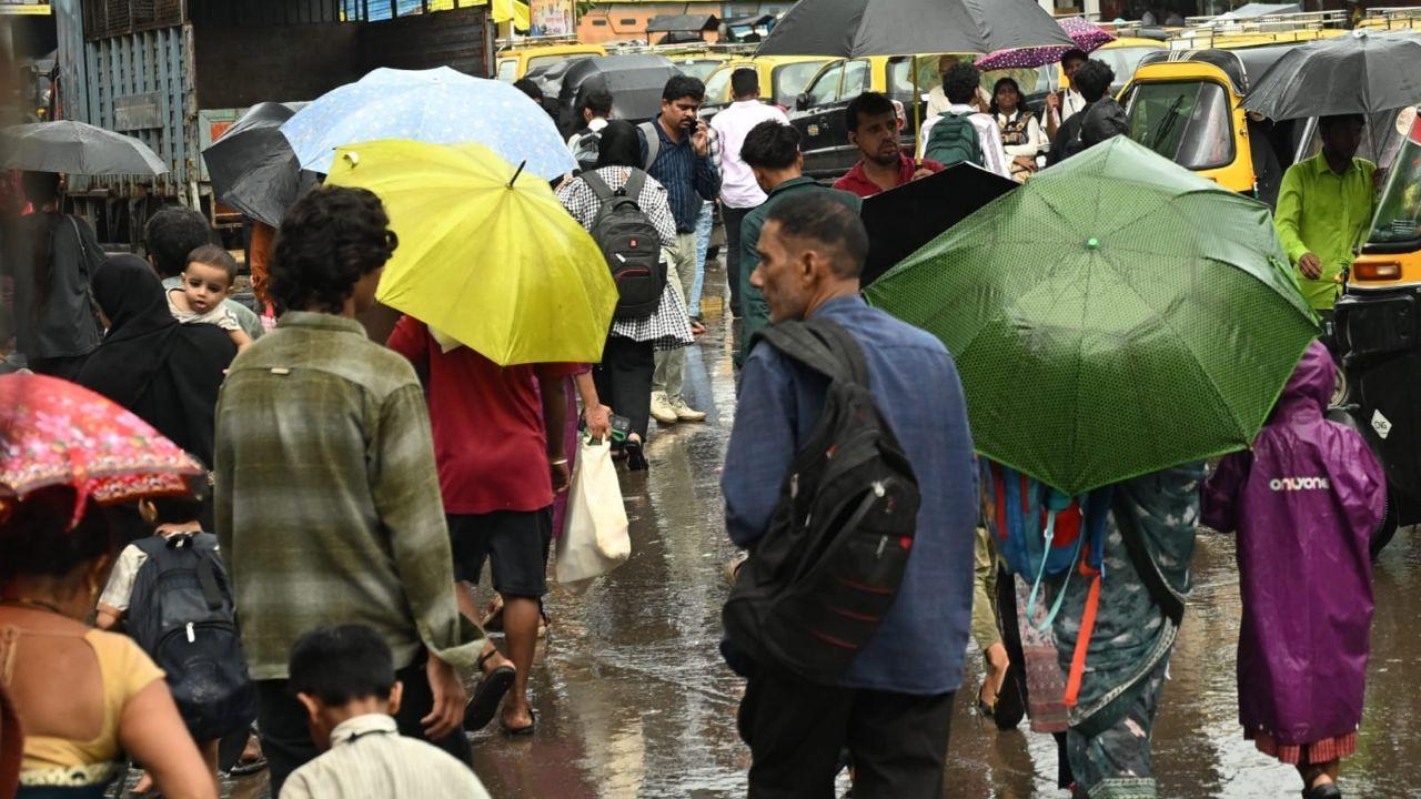 IN PHOTOS: Heavy showers lash Mankhurd as Mumbai continues to witness rains