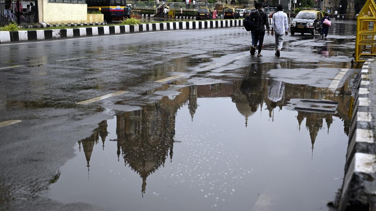 According to the Brihanmumbai Municipal Corporation (BMC) data, the combined stock in the seven reservoirs that provide water to the city now stands at 75.16 per cent. The total water stock in the seven lakes reached 1,087,865 million litres on Sunday