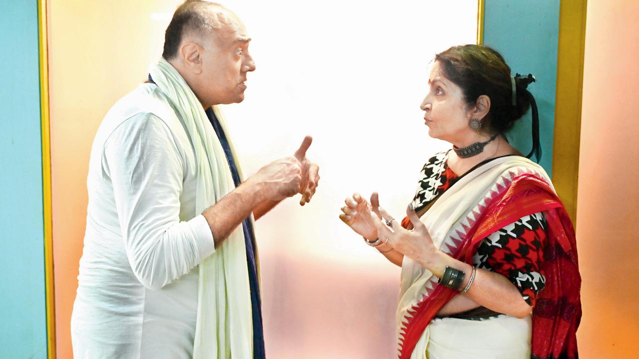Rajit Kapur and Sadhana Singh star in Kaisi Ye Paheli, a murder mystery which recently premiered at the New York Indian Film Festival. PIC/NIMESH DAVE