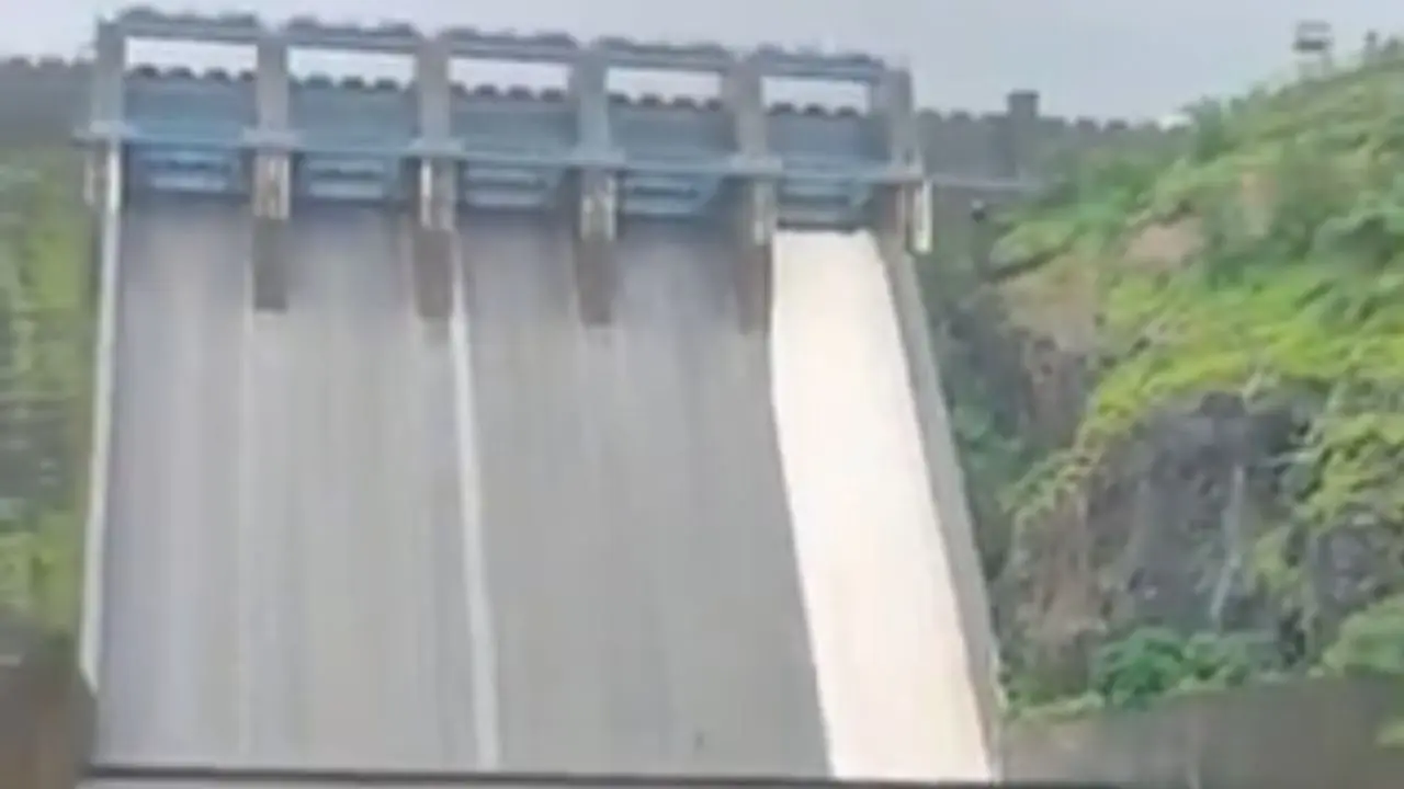 Middle Vaitarna reservoir 90 per cent full amid heavy rains, BMC opens three dam