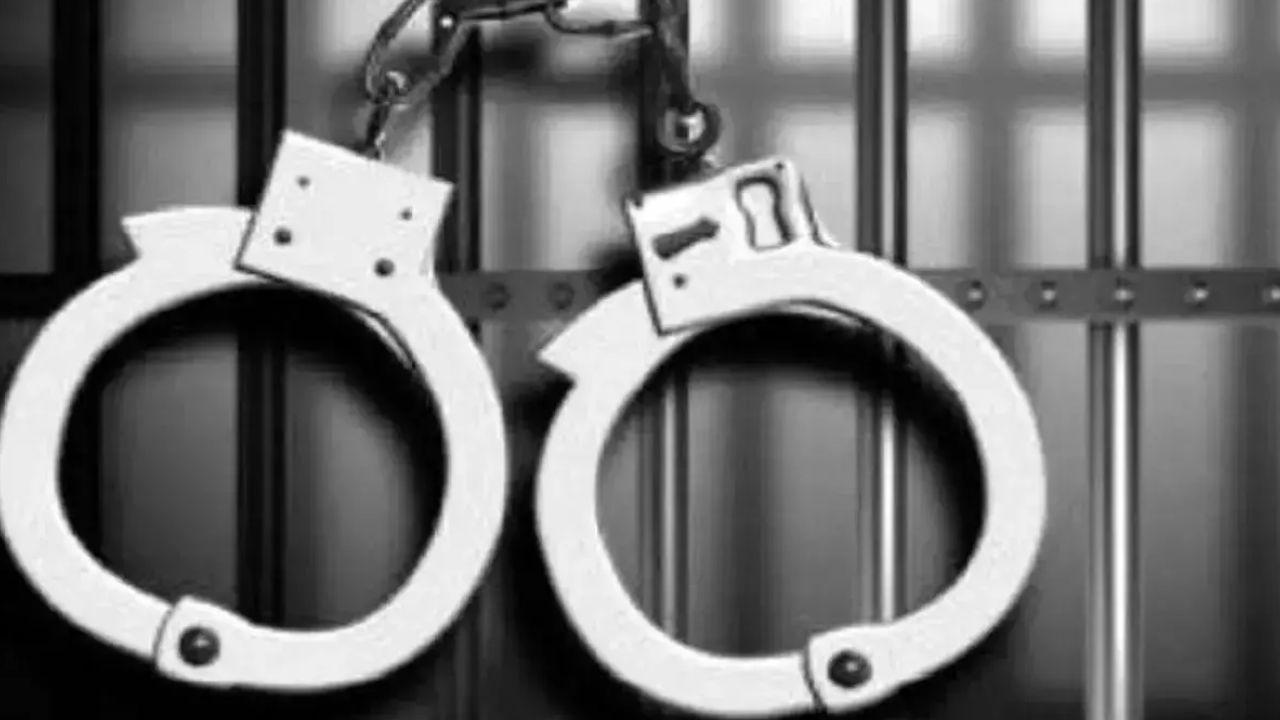 Pune police registers FIR against four people in Daund firing incident