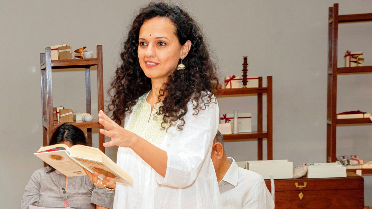 Pic Courtesy/poetrynoor.com