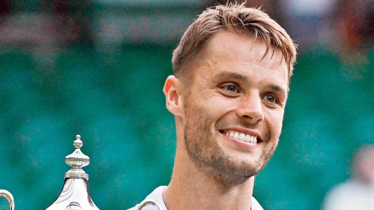 Wimbledon 2025: Sem Verbeek requests crowd to sing happy birthday for his father