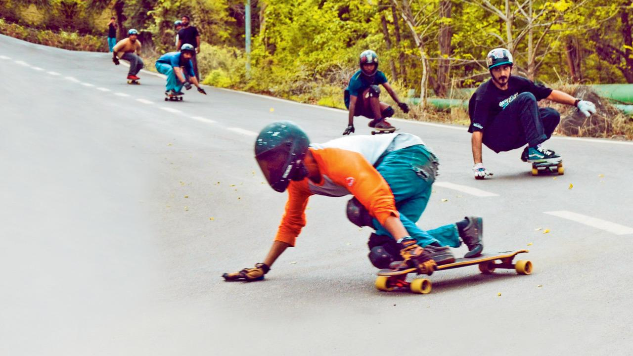Explore downhill skateboarding at this showcase and workshop at Parsik Hill