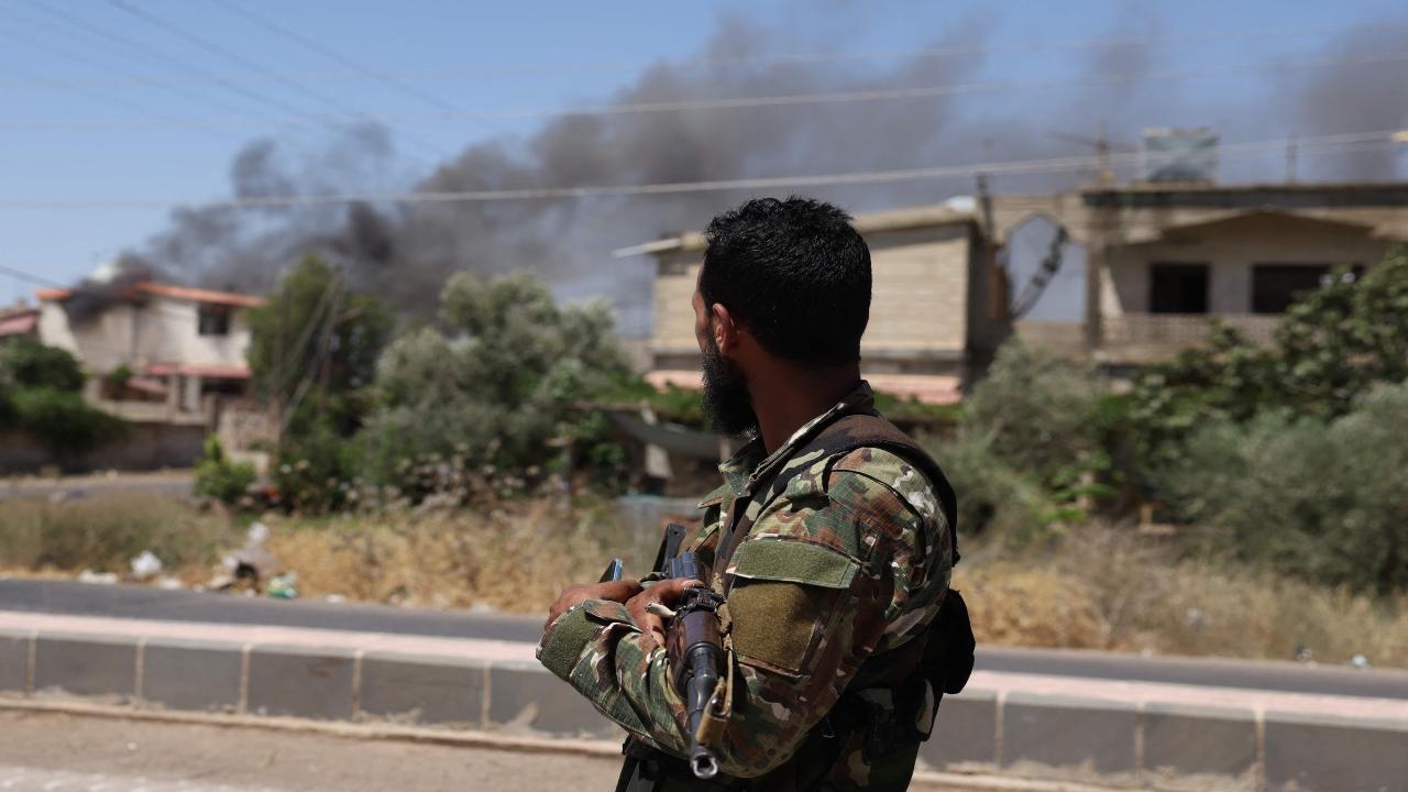 The observatory said the clashes had started after a series of kidnappings between both groups, which began when members of a Bedouin tribe in the area set up a checkpoint where they attacked and robbed a young Druze man