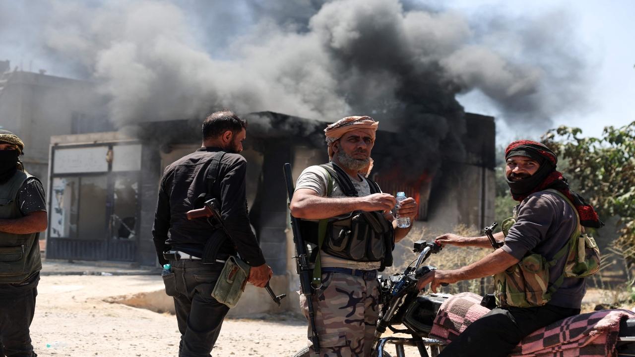Syrian govt forces set to re-enter Sweida province after fresh clashes break out