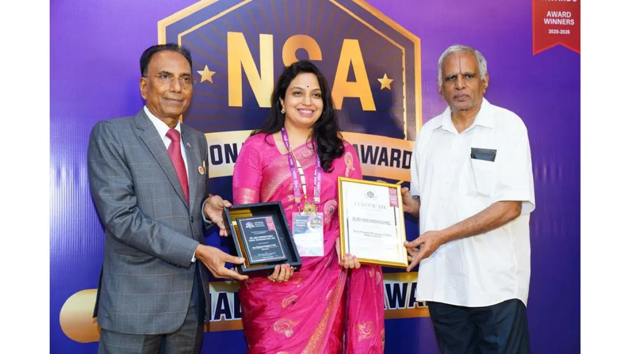 Dr. Anjali R. Pandey Wins National School Award for Best Visionary Principal, Elevating BSM Dnyananand School on the National Map