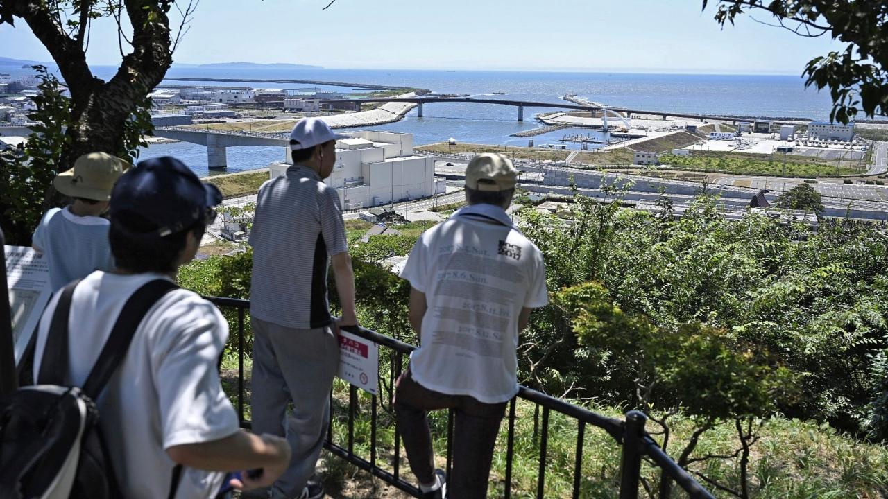 The Pacific Tsunami Warning Center said a tsunami had been generated by the quake that could cause damage along the coastlines of all the Hawaiian islands