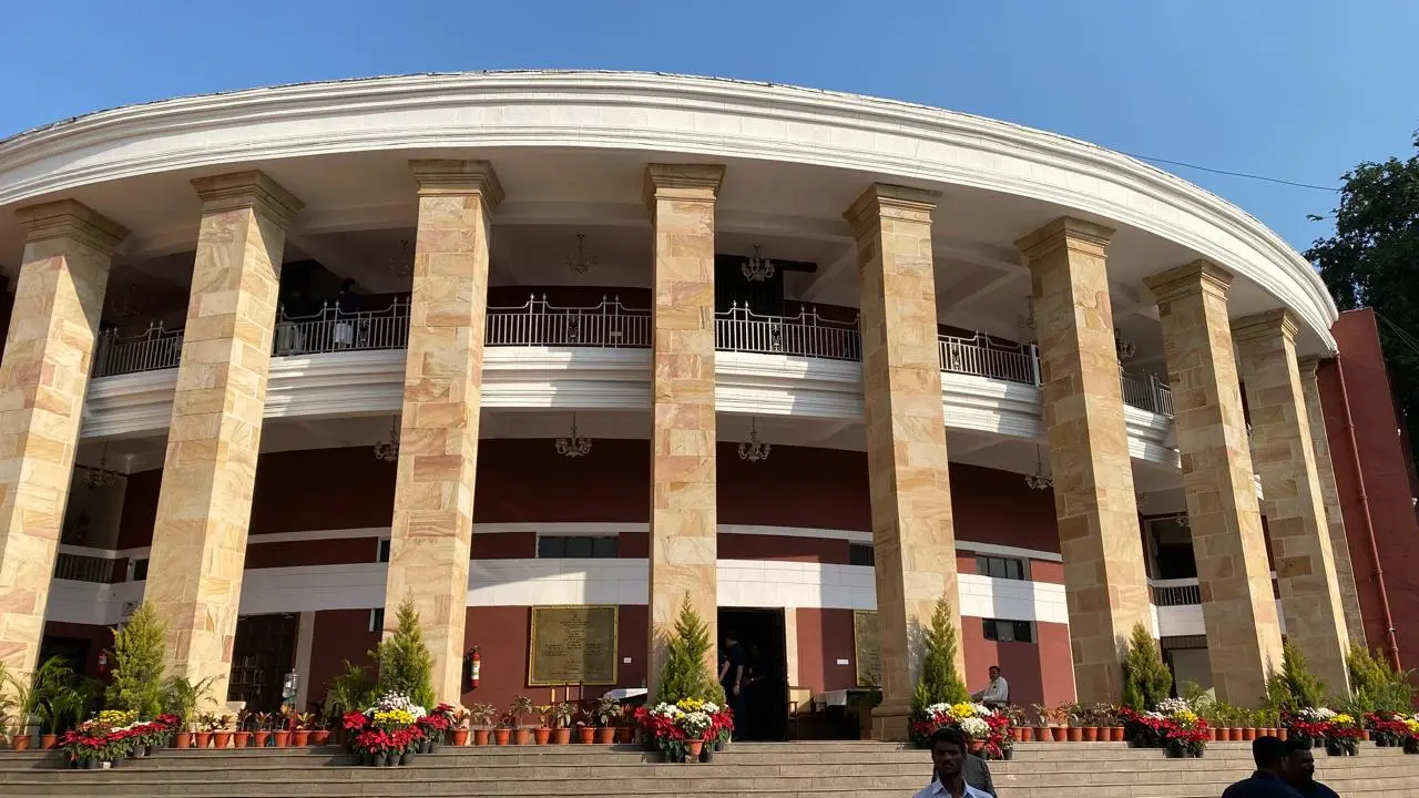 Narwekar calls for iconic, grand design for Nagpur’s expanded Vidhan Bhavan