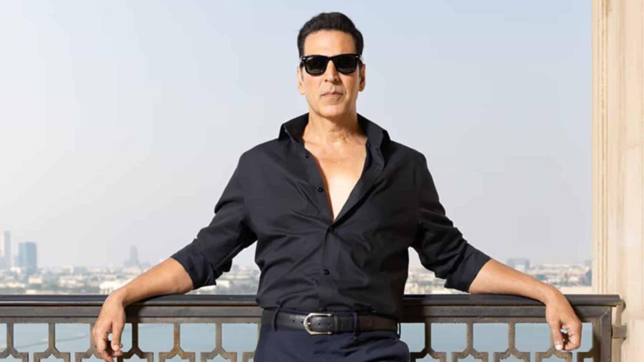 Akshay Kumar insures lives of 650 stunt artists after SM Raju`s tragic demise