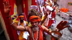 IN PICS: Over 8,600 pilgrims leave Jammu for Amarnath Yatra