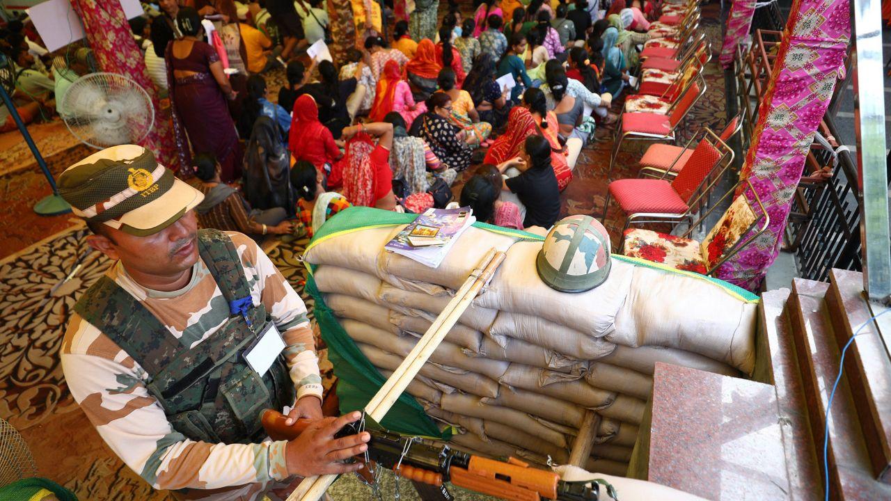 The first pilgrim convoy, carrying 3,486 pilgrims in 166 vehicles, left for the shorter but steeper 14-km Baltal route in the Ganderbal district. The second batch of 5,119 pilgrims left in 206 vehicles. They are undertaking the yatra from the 48-km traditional Pahalgam route in the Anantnag district