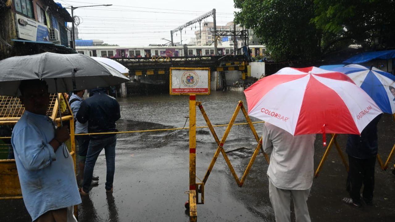 The advisory urged motorists to exercise caution, avoid waterlogged stretches, and plan their travel accordingly