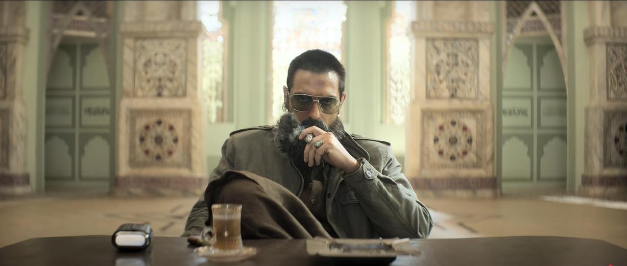 Arjun Rampal has once again transformed himself to play a menacing character and we cannot wait to see what he brings to the plate