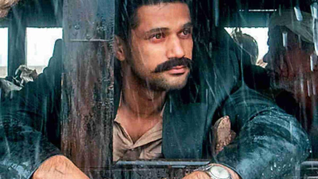 Tumbbad (2018)
2018's Tumbbad is a gothic horror film set in British India. It deals with the themes of greed, myth, and folklore.