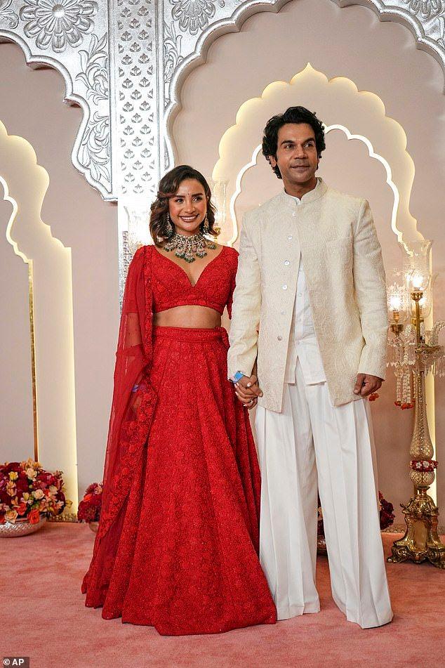 Be it red carpet appearances, cosy vacations or industry events, their chemistry is undeniable.
