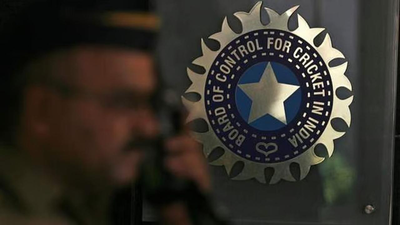 IPL jerseys worth Rs 6.5 lakh stolen from BCCI headquarters in Mumbai: Report