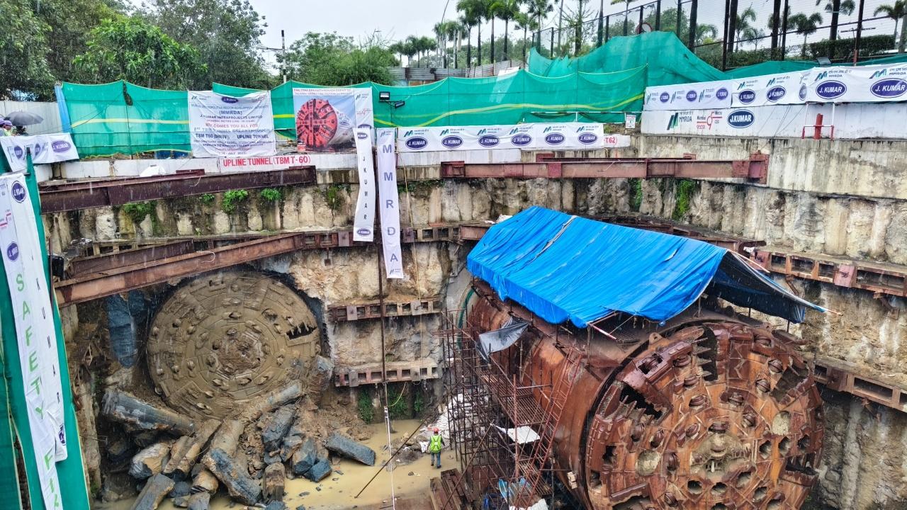Mumbai Metro Line 7A's last tunnel connecting airport achieves breakthrough