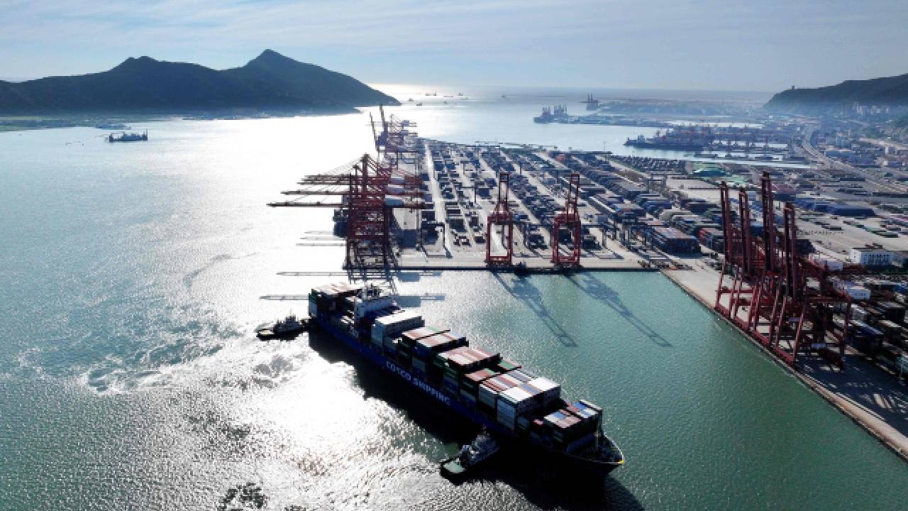 Government data showed that China’s exports went up by 5.8 percent in June compared to the same time last year. Officials say this increase is due to stronger global demand and the recent tariff agreement, which was made in mid-May