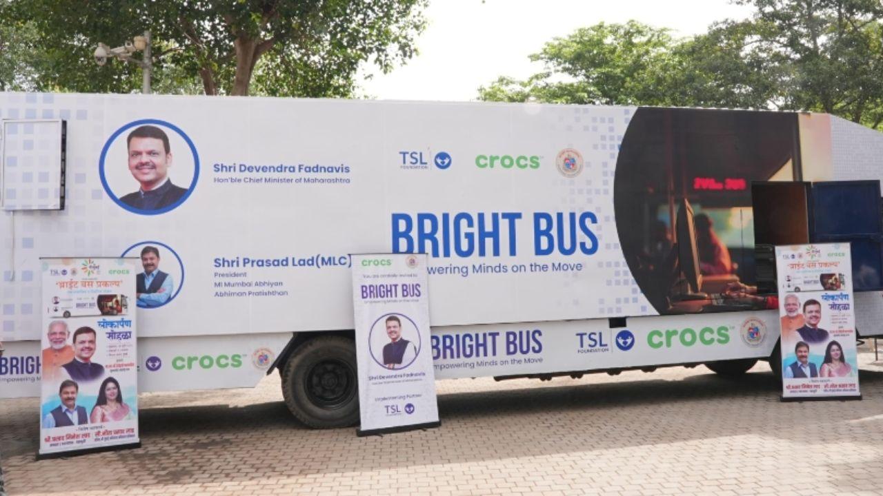 Maharashtra CM Fadnavis flags off 'Bright Bus' for digital literacy drive