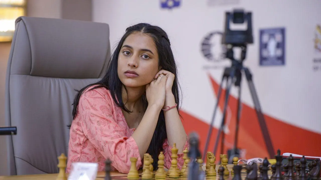 Mumbai Updates: Maharashtra cabinet hails Divya Deshmukh for world chess title